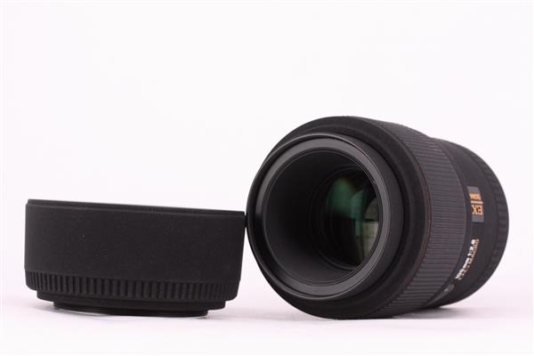 Sigma 105mm f/2.8 EX DG Macro (Canon Fit)