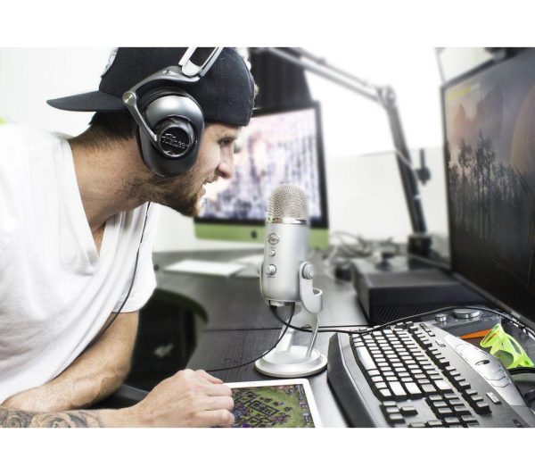 BLUE Yeti USB Streaming Microphone - Silver