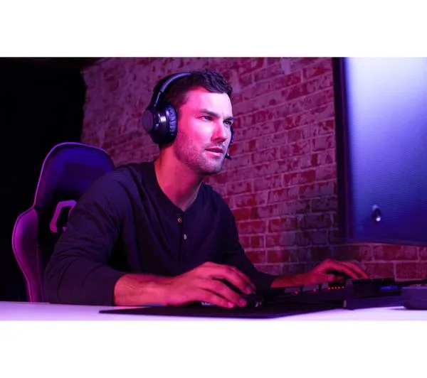 JBL Quantum 350 Wireless Gaming Headset - Black